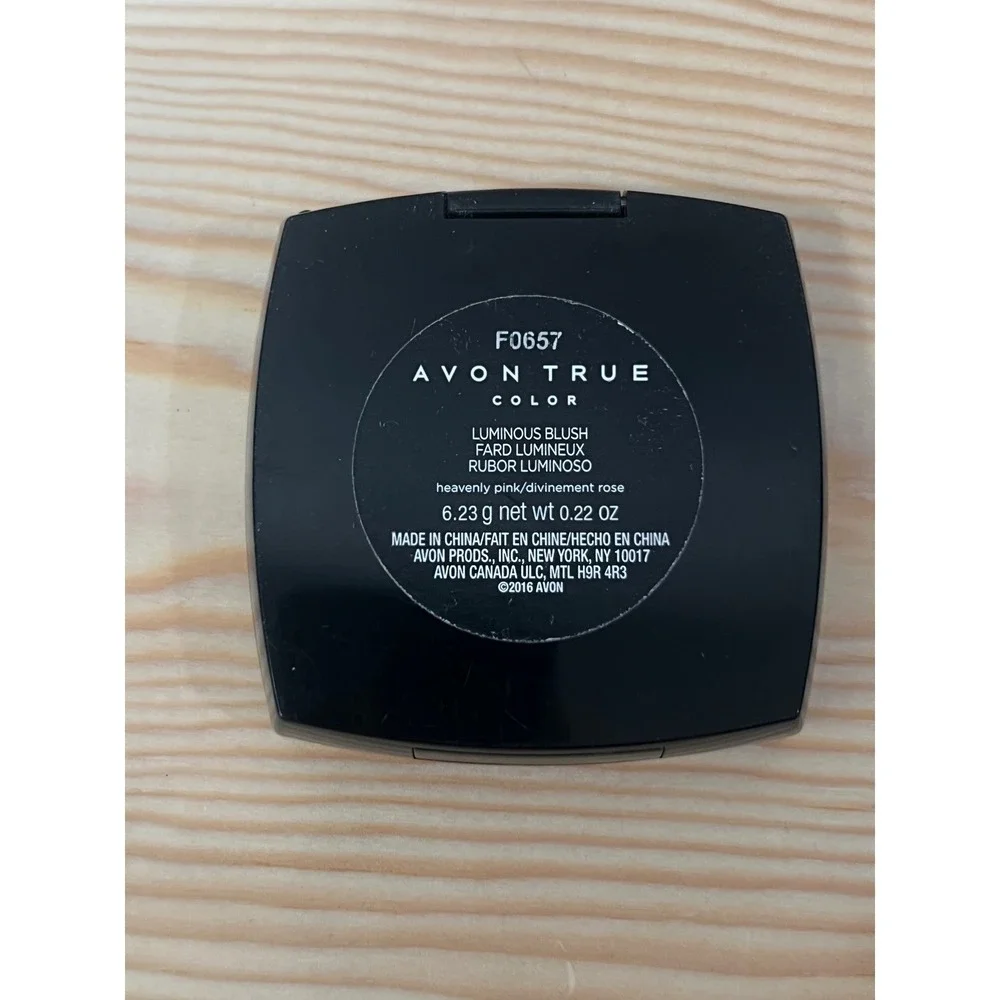 Avon True Color Luminous Blush Heavenly Pink F0657 Powder Makeup Compact